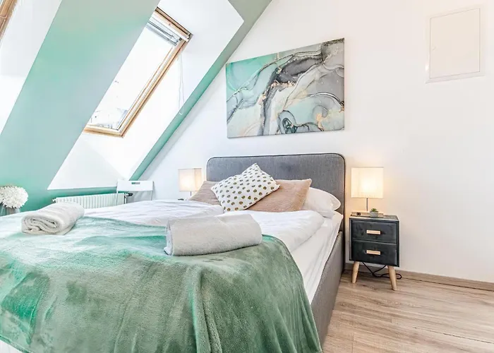 Apartman 10-min Walk To Hauptbahnhof, Cozy Private With Ac, Tv & Wifi *